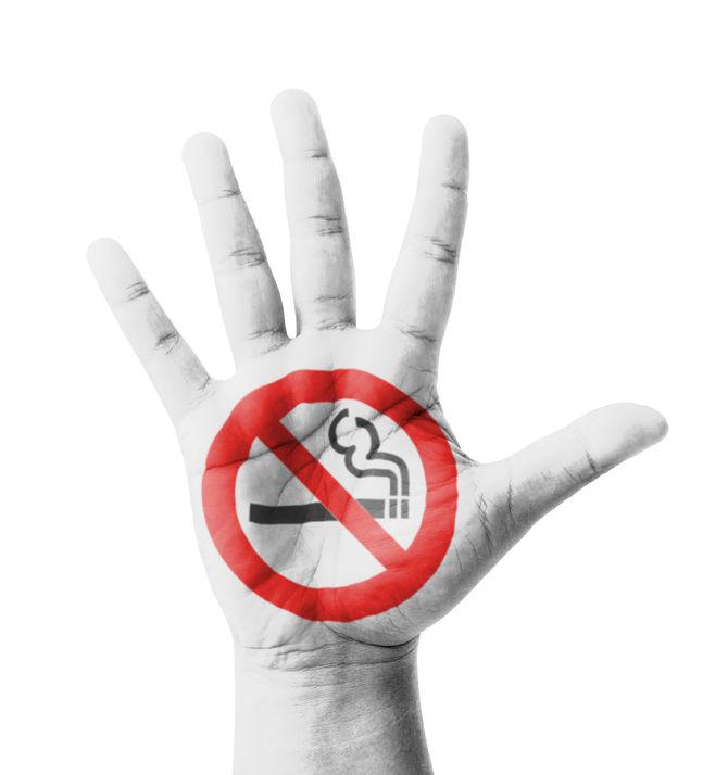 UK Ban on Smoking in Cars with Children - The Sign Shed