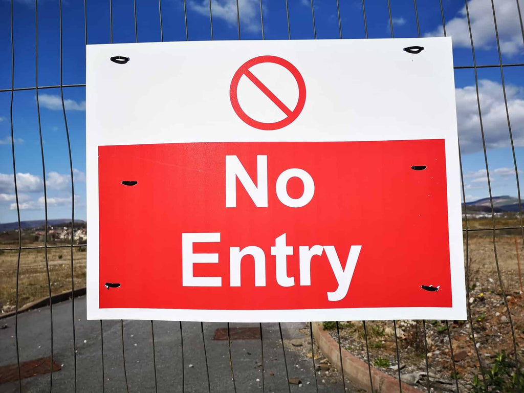 What types of No Entry signs are there in the UK? - The Sign Shed