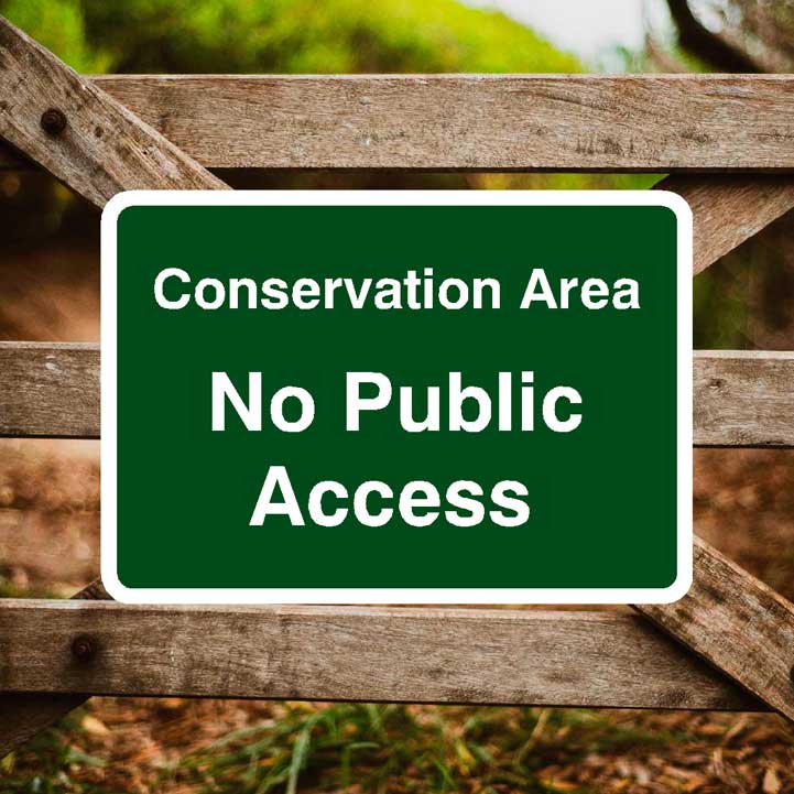 V Safety Private Land No Public Access Or Right Of Way - Green