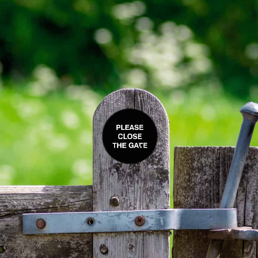 PLEASE CLOSE THE GATE black waymarker sign - The Sign Shed